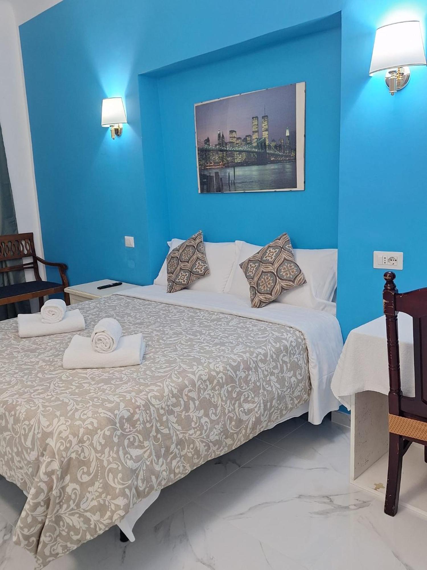 Relax On 247 Hostal *