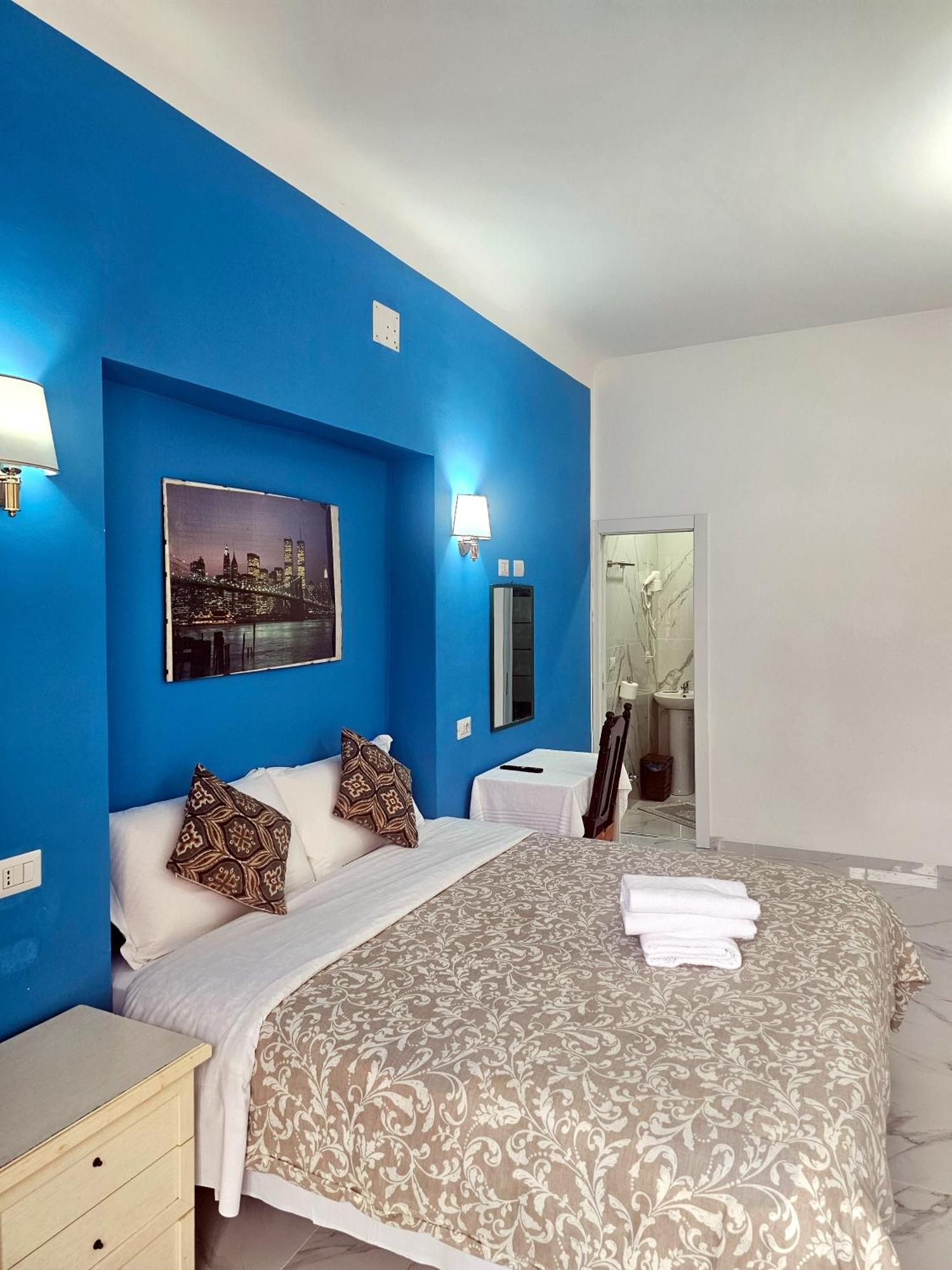 Relax On 247 Hostal *