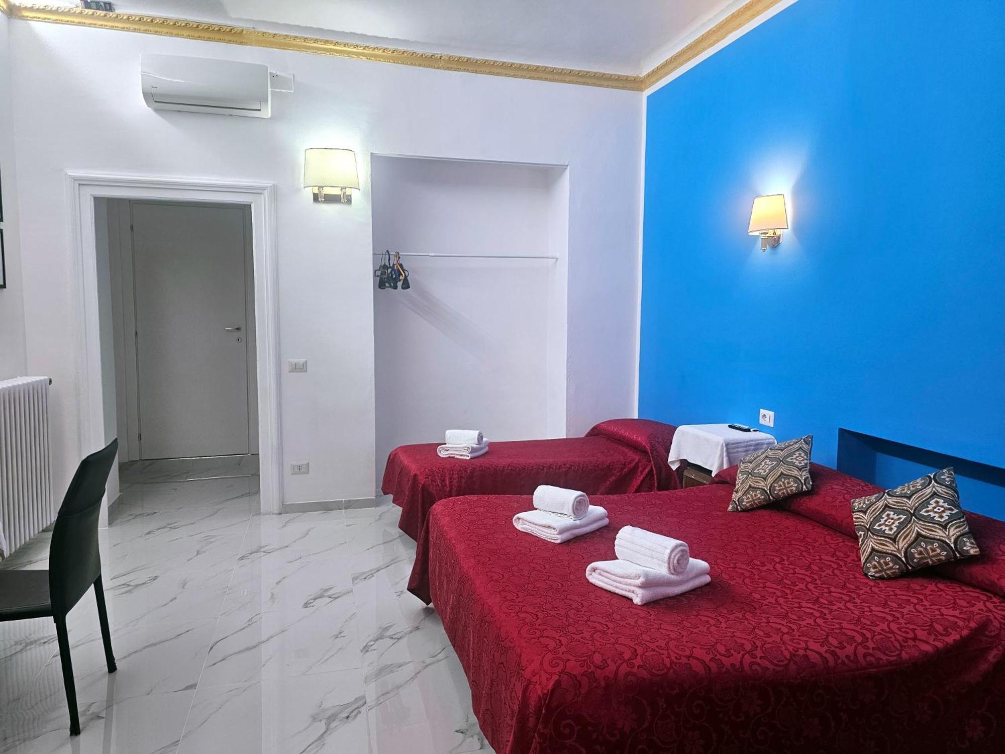 Relax On 247 Hostal *